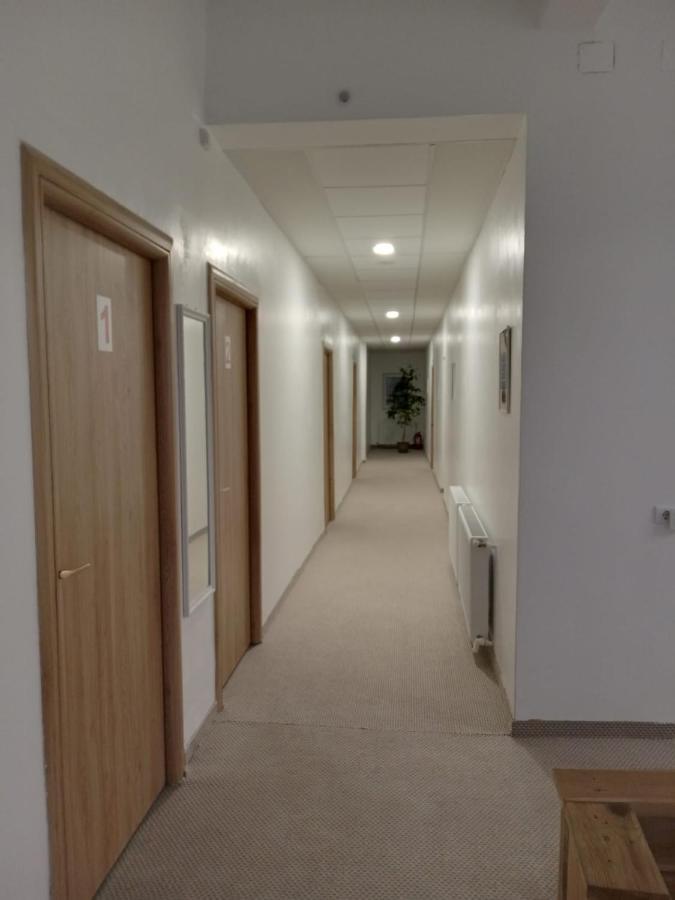 Hunedoara Sport Confort Hotel Eksteriør bilde