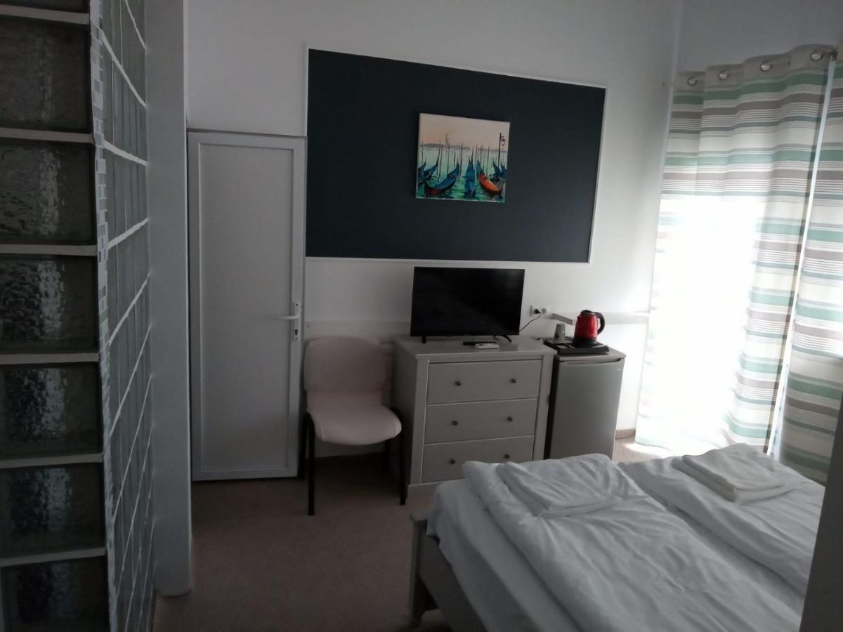 Hunedoara Sport Confort Hotel Eksteriør bilde